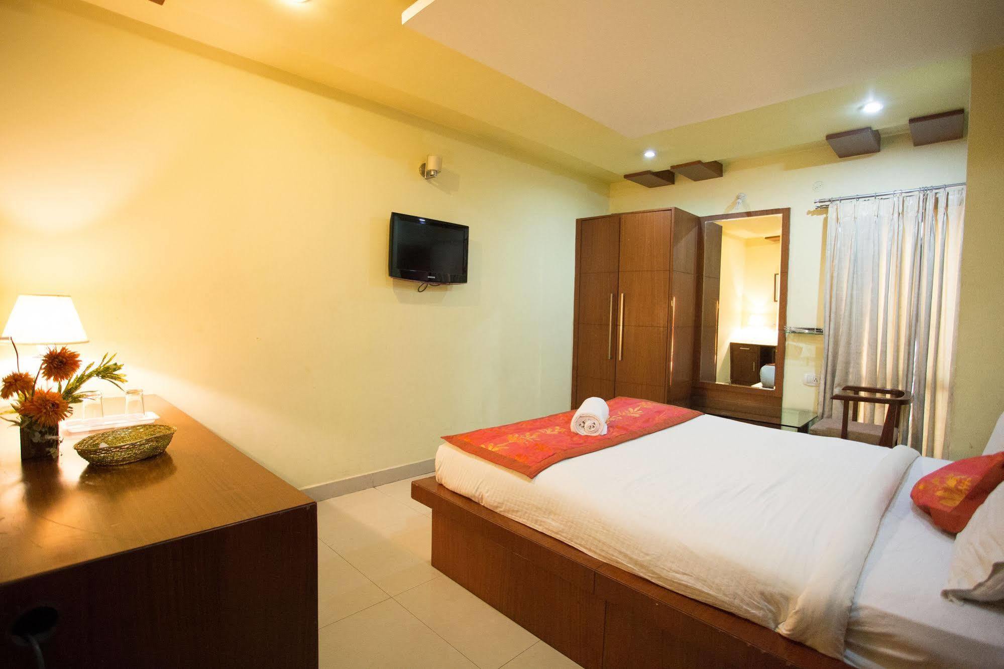 Namo Suites Hyderabad Exterior foto